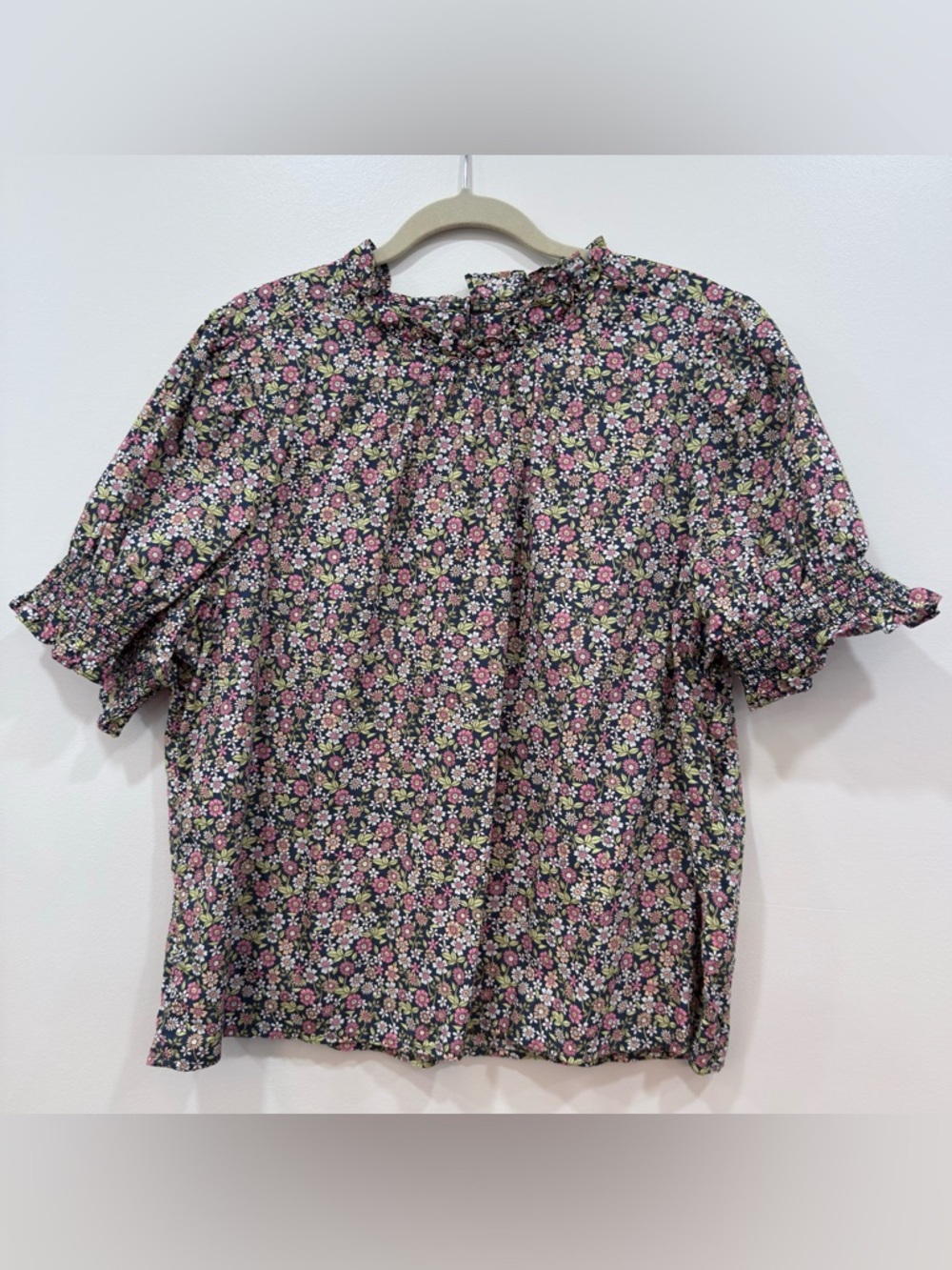 J Crew Women's Liberty Floral Puff-Sleeve Shirt - Casual Feminine Top - Picture 7 of 8